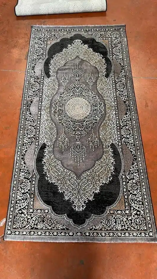 Polyester Classical Design Rug.jpg