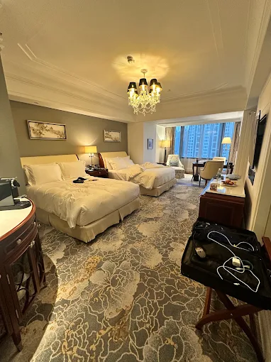 axminster hotel room carpet ffloral design